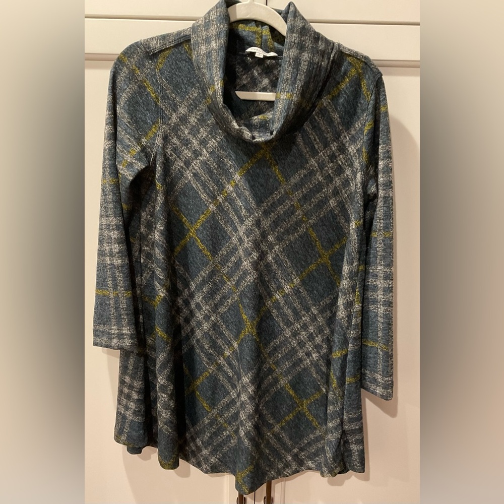 John Mark Plaid Flannel Tunic Top with Cowl Neck Sz S
